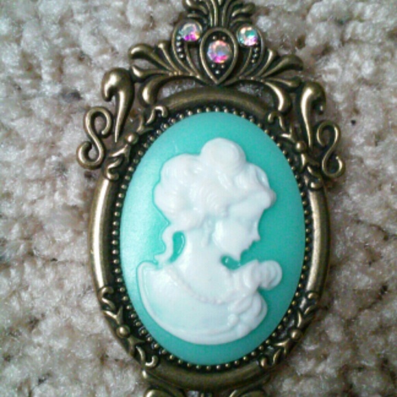 Turquoise white silhouette and gems