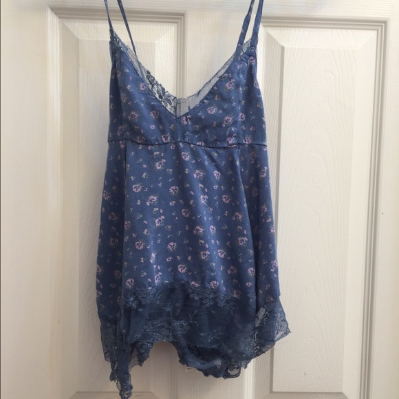 Floral hollister crossback baby doll top