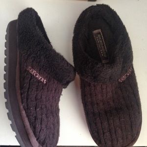 Slip on warm sketchers