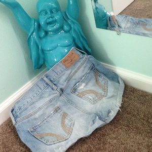 Hollister high-wasted shorts!