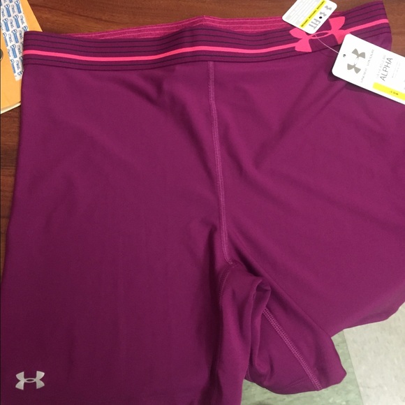 NEW Purple Under Armour compression shorts size L