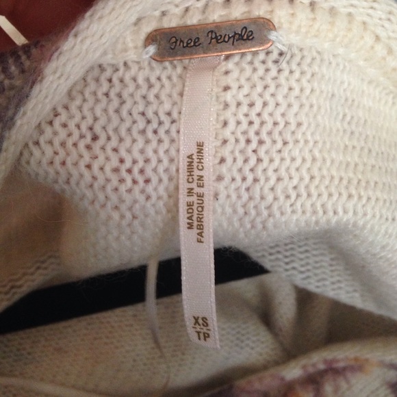 Free People sweater - Picture 2 of 2