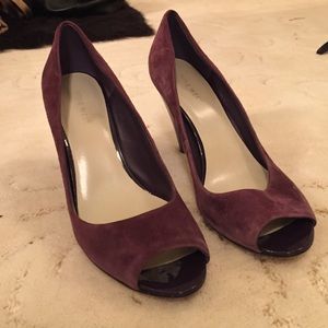 Ladies suede purple shoes