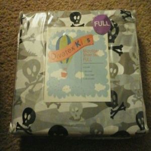 NWT skull camouflage full sheet set gray black