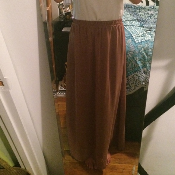 Forever 21 Neutral Colored Maxi Skirt - Picture 1 of 4