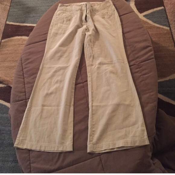 NY&CO khaki linen crop pants