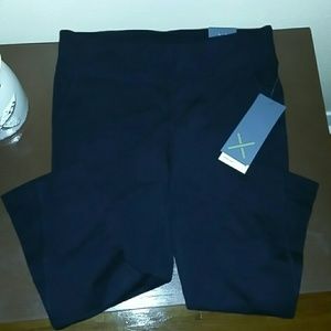 Fitted Xersion stretch cotton capris