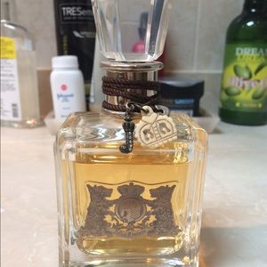 Juicy Perfume used