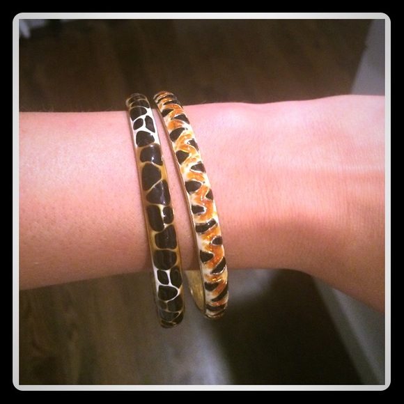 Set of two animal print bangles
