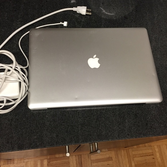 SOLD!!!!17 inch Mac book pro 2010