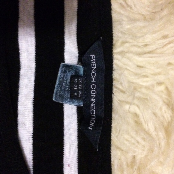 French connection light weight sweater dress - Picture 2 of 2