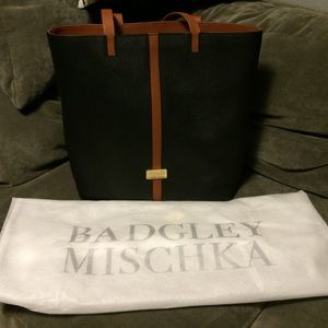 BADGLEY MISCHKA BLACK TOTE