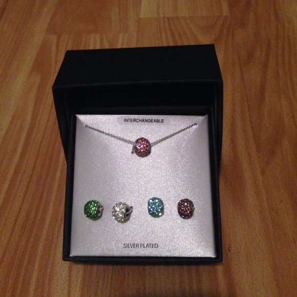 interchangeable(5 colors) silver plated necklace - Picture 1 of 4