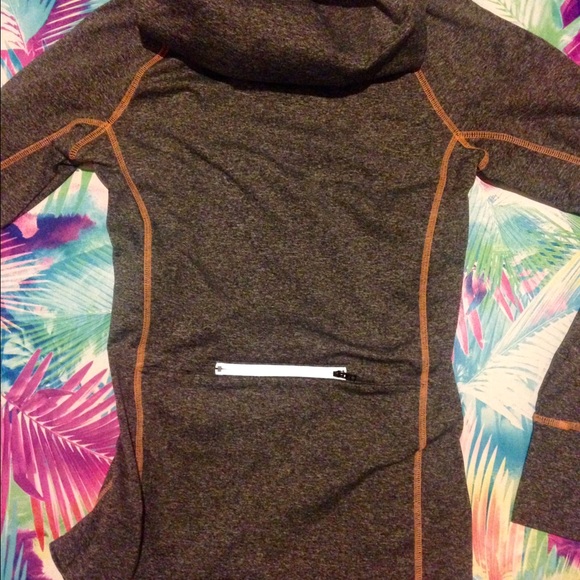 ❌SOLD❌BRAND NEW! Perfect condition - Picture 2 of 4