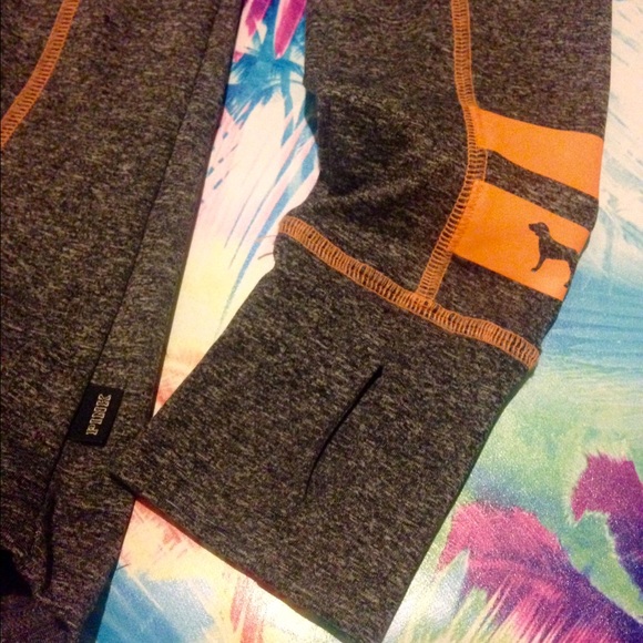 ❌SOLD❌BRAND NEW! Perfect condition - Picture 3 of 4