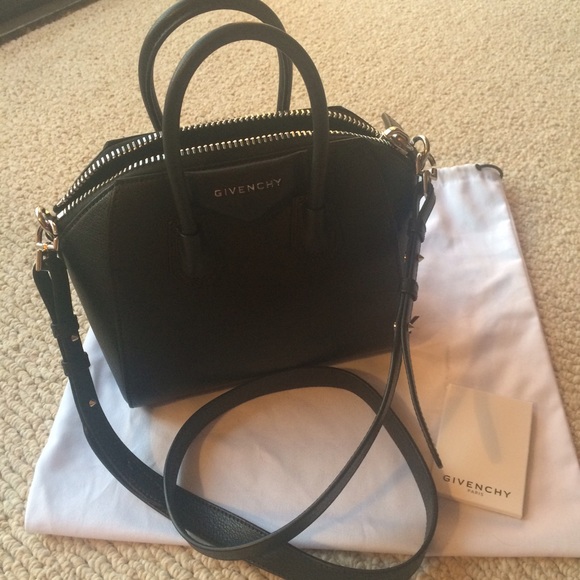Last Chance Givenchy Mini Antigona