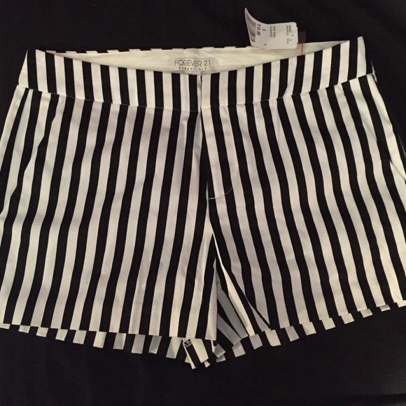 Forever 21 shorts
