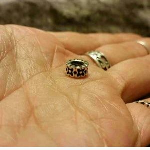 Bundle for @karenszilli