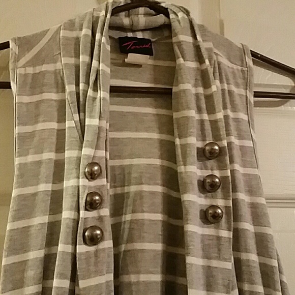 Torrid  Sleeveless Grey &White Striped Open Front - Picture 2 of 4