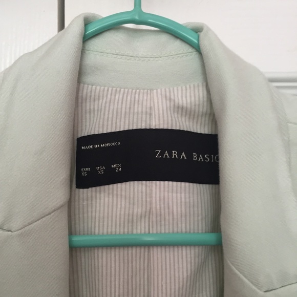 Zara Blazer - Picture 3 of 4