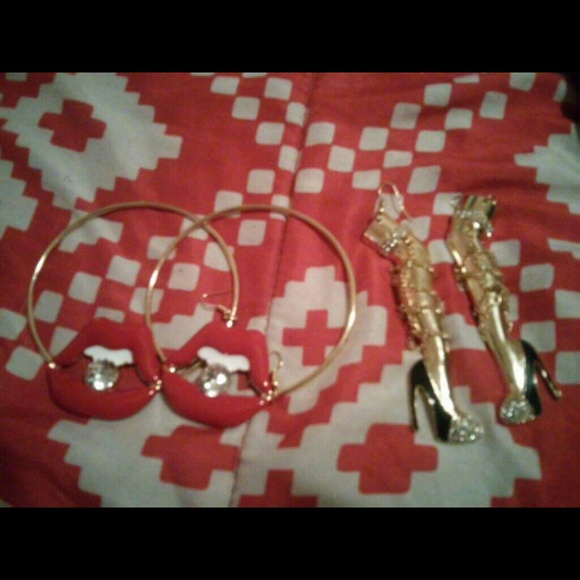 Ear rings