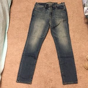 BNWT American eagle jeans