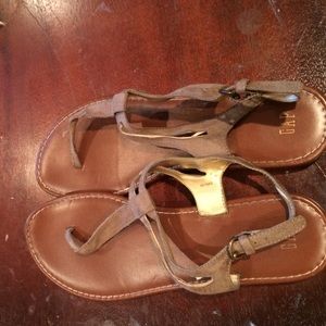 Gap sandals