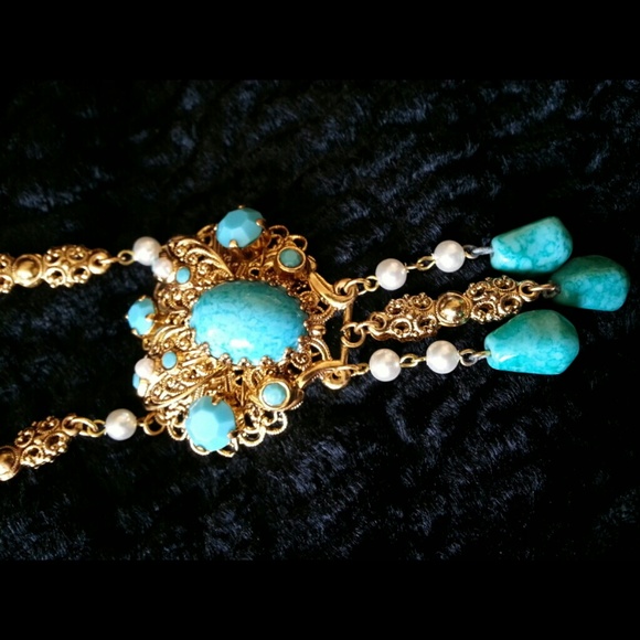 Set - Picture 3 of 4