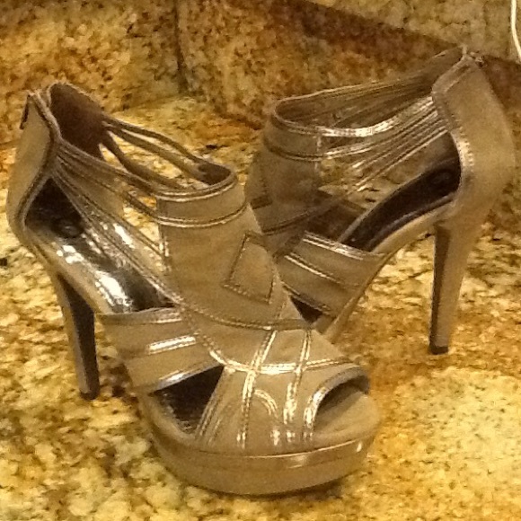 Gianni Bini platform shoes.
