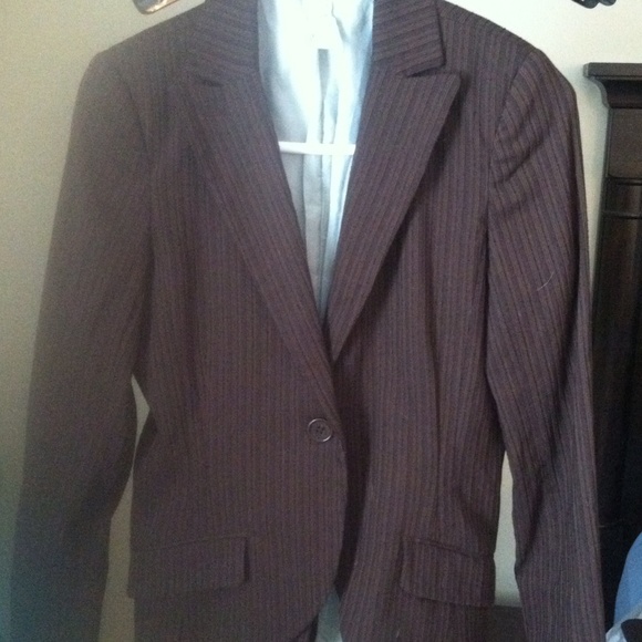 women's brown pant suit