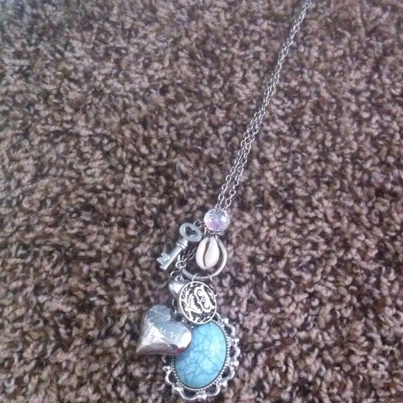 Statement chain necklace