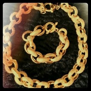 Gold tone set