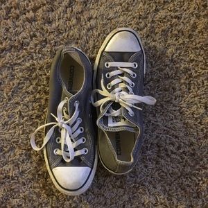 Grey converse