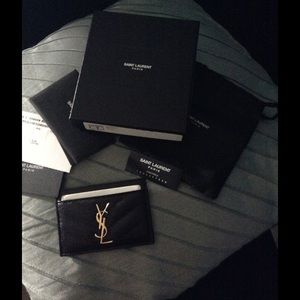 Saint Laurent monogram card case😎