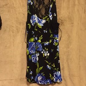 Floral tank