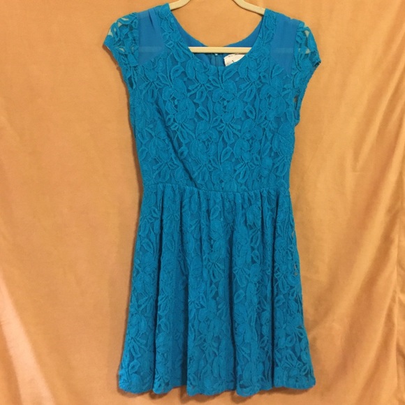 Lace dress