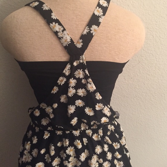 Summer romper - Picture 2 of 4