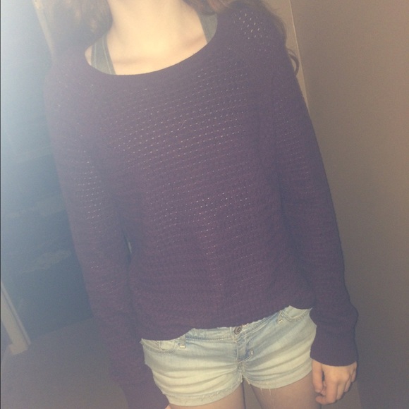 Maroon sweater with zipper