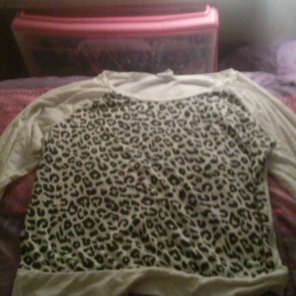 Victoria Secret shirt - Picture 1 of 1