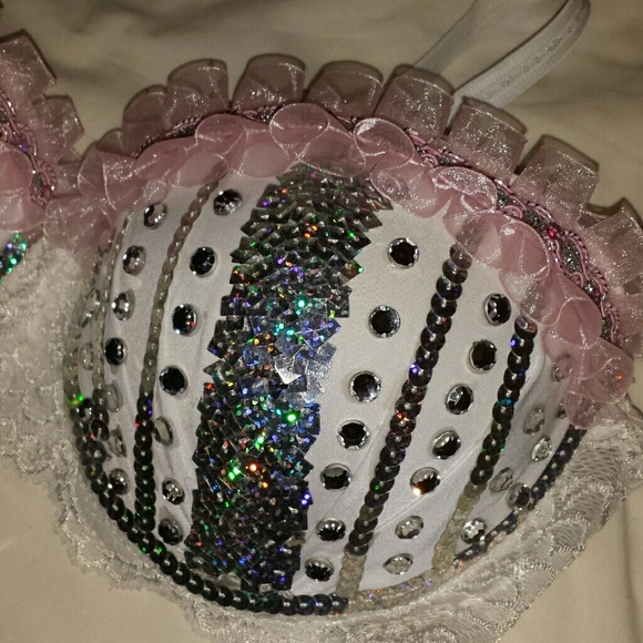 Lace and sequin glitter festival bra - Picture 3 of 3