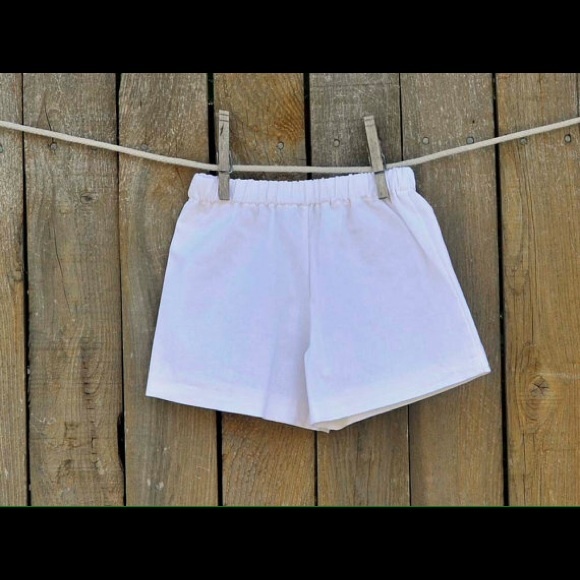Boutique linen shorts🌼