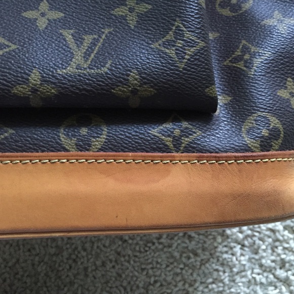 Louis Vuitton montsouris backpack - Picture 2 of 4