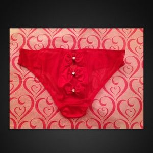 Victoria's Secret Red Panties Size: M