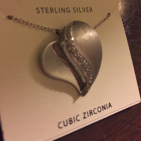 Necklace - Picture 3 of 3