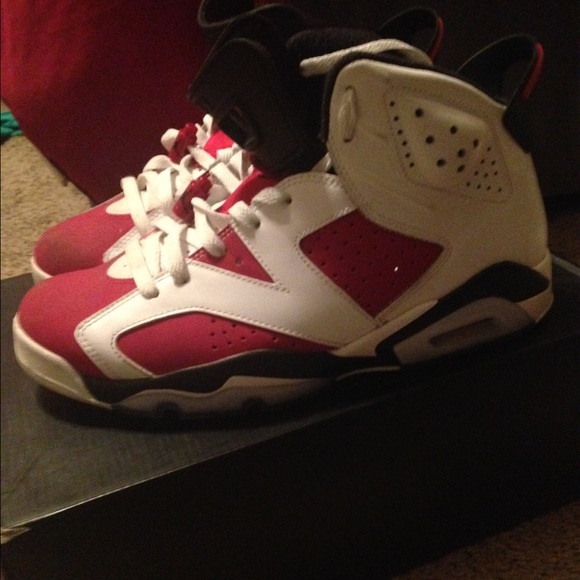 Jordan 6s - Picture 2 of 4