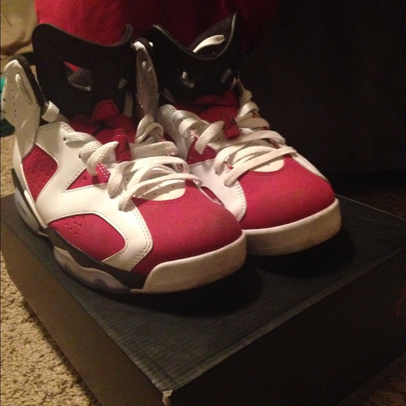 Jordan 6s - Picture 4 of 4