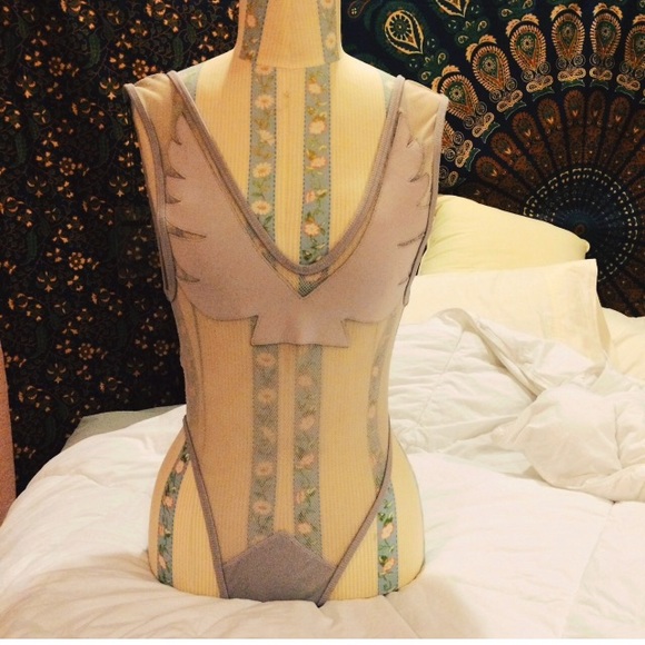 👙Minimale Animale Purple Thunder Bird Onepiece👙