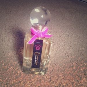 NEW LIMITED EDITION VS perfume