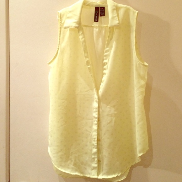 FUN & FLIRT LIGHT YELLOW TOP