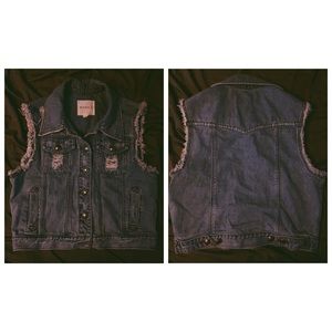 Sleeveless Jean Jacket 💋✨